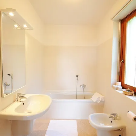 Holiday home Villetta Katura
